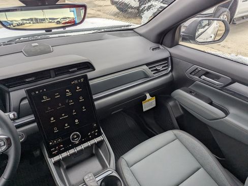 New 2026 GMC Terrain AT4 w/ Technology Package II image 18