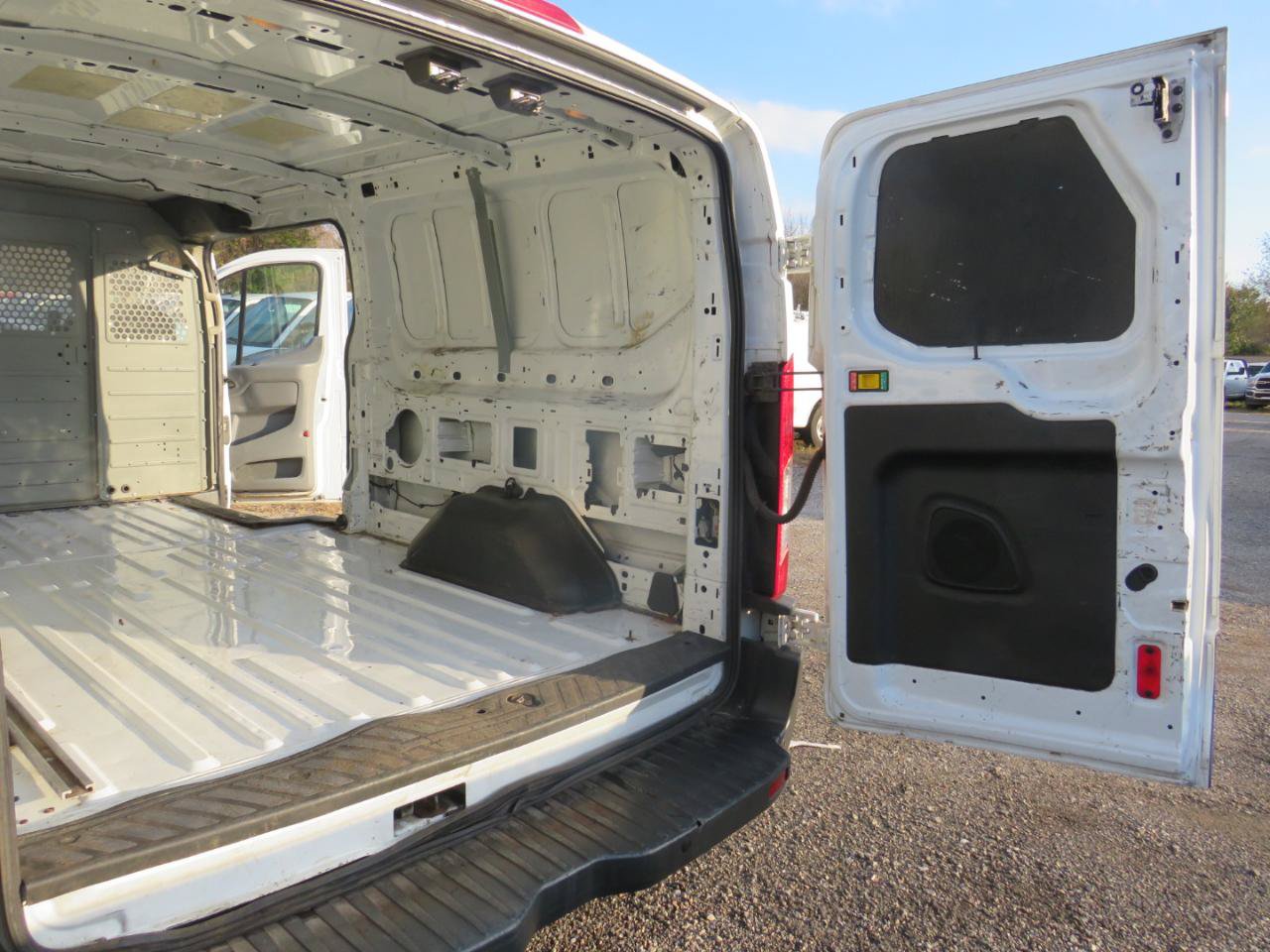 Used 2016 Ford Transit 350 148 Low Roof w/ Exterior Upgrade Package RWD image 28