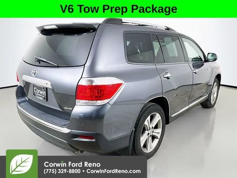 Used 2011 Toyota Highlander Limited w/ Tow Pkg AWD/4WD image 7