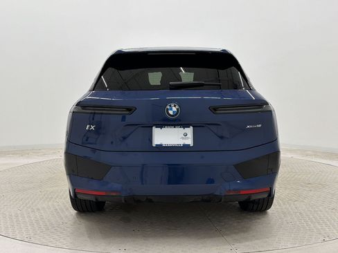 Used 2025 BMW iX xDrive50 AWD/4WD image 10