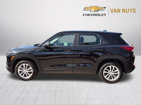 Used 2024 Chevrolet TrailBlazer LS FWD image 8