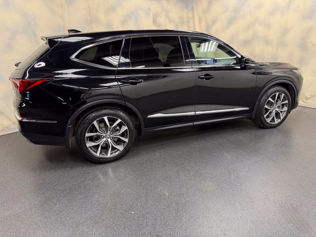 Certified 2024 Acura MDX w/ Technology Package AWD/4WD image 10