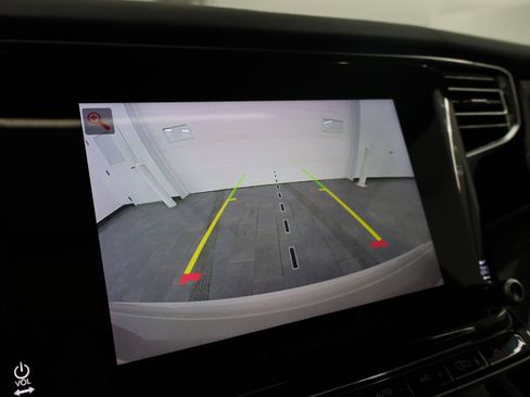 Used 2022 Jeep Wagoneer Series II w/ Premium Group I image 17