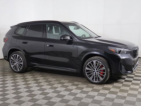 Used 2024 BMW X1 xDrive28i w/ Technology Package image 13