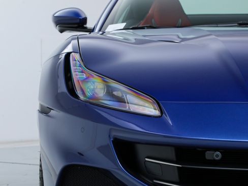 Certified 2023 Ferrari Portofino M image 19