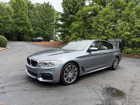 Used 2019 BMW 540i xDrive w/ M Sport Package AWD/4WD image 4