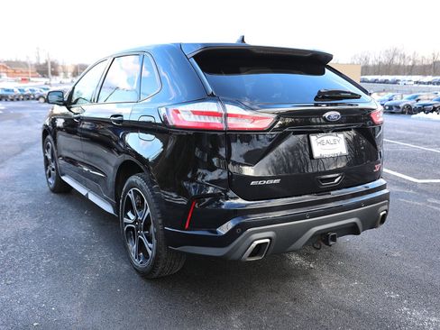 Used 2019 Ford Edge ST w/ Convenience Package image 5