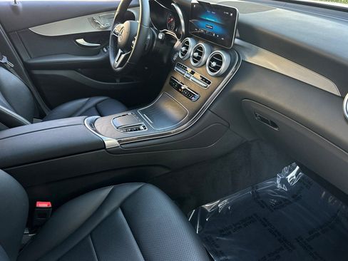 Used 2021 Mercedes-Benz GLC 300 image 14