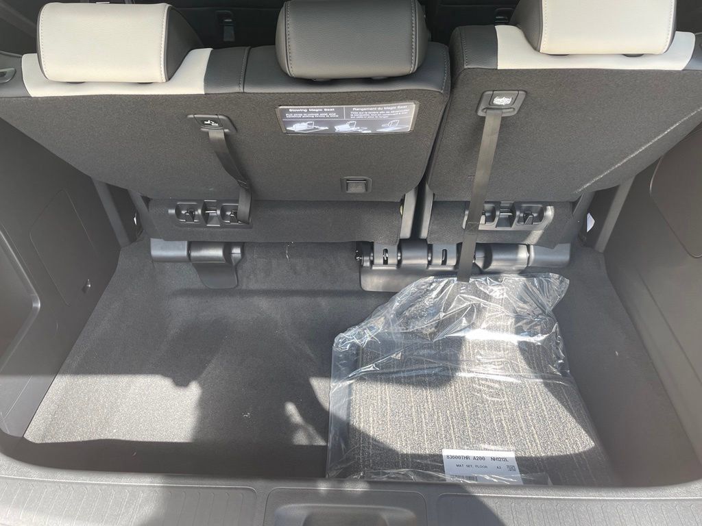 New 2027 Honda Odyssey Elite image 6