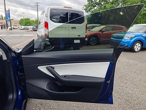 Used 2019 Tesla Model 3 Performance AWD/4WD image 23