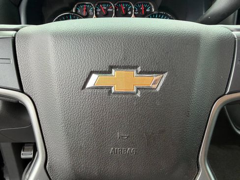 Used 2017 Chevrolet Silverado 1500 LT w/ All Star Edition AWD/4WD image 19