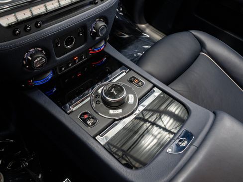 Used 2020 Rolls-Royce Ghost RWD image 41