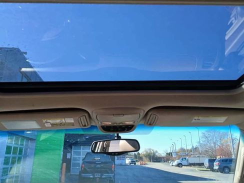 Used 2005 Toyota Sequoia Limited image 7