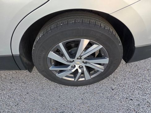 Used 2022 Chevrolet Equinox LT FWD image 6