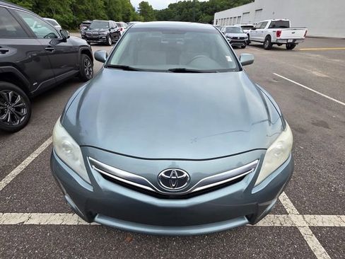 Used 2011 Toyota Camry Hybrid FWD image 2