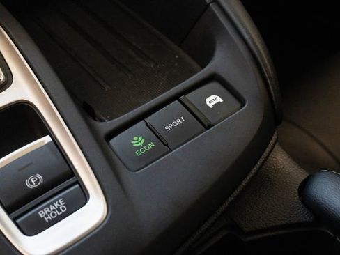 Used 2020 Honda Insight Touring image 28