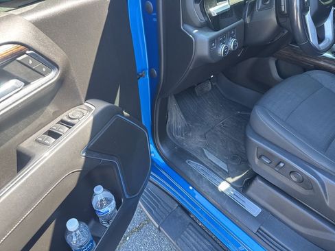 Used 2022 GMC Sierra 1500 Elevation image 18