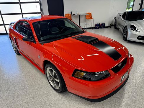 Used 2004 Ford Mustang Mach 1 RWD image 21