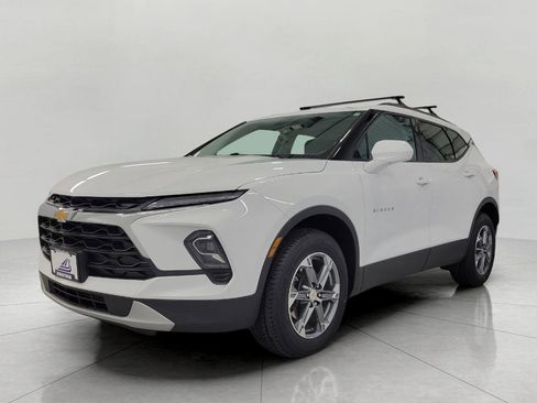 Used 2024 Chevrolet Blazer LT w/ Convenience Package AWD/4WD image 39