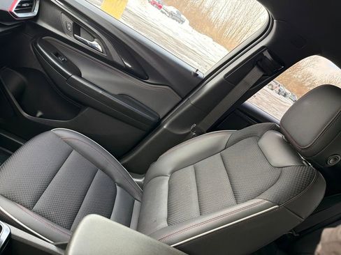 Used 2023 Chevrolet TrailBlazer RS w/ Convenience Package image 17