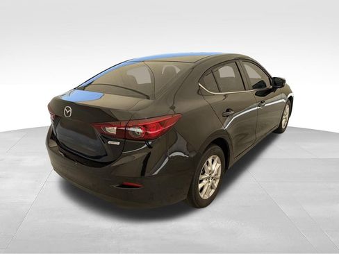 Used 2016 MAZDA MAZDA3 i Sport w/ Preferred Equipment Package FWD image 9