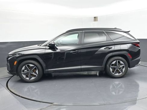 Used 2025 Hyundai Tucson SEL FWD image 4