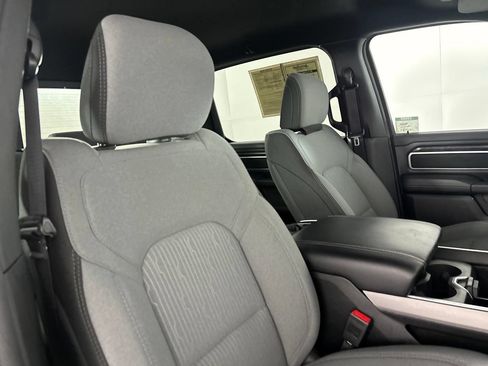 Used 2023 RAM 1500 Big Horn AWD/4WD image 29