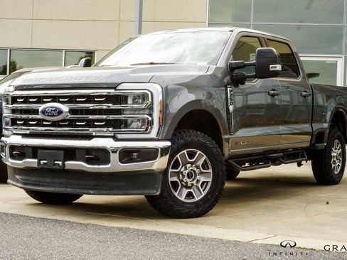 Used 2024 Ford F250 Lariat AWD/4WD image 1