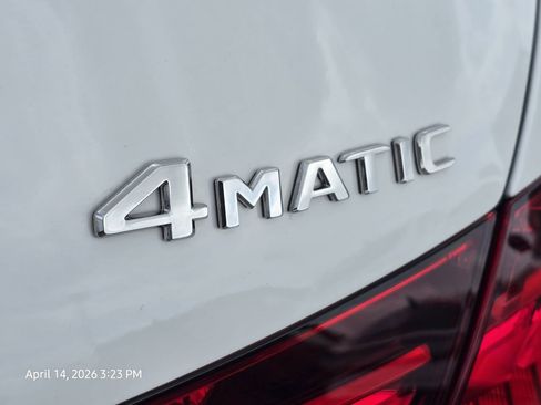 Used 2025 Mercedes-Benz C 300 4MATIC Sedan image 10
