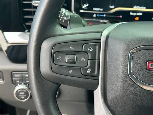 Used 2022 GMC Sierra 1500 SLT w/ SLT Convenience Package AWD/4WD image 18