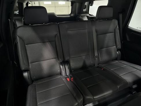 Certified 2025 Chevrolet Tahoe 4WD image 16