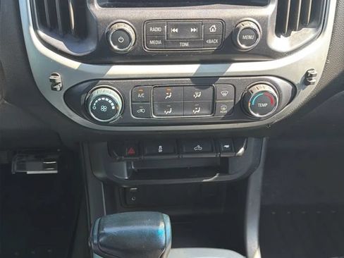 Used 2015 Chevrolet Colorado LT w/ LT Convenience Package RWD image 22