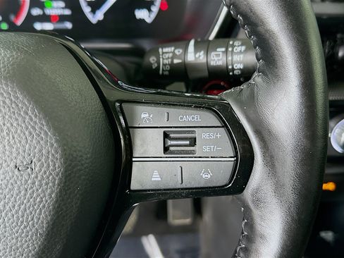 Used 2025 Honda CR-V EX-L image 17