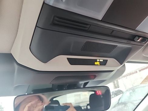 Used 2025 Subaru Impreza 2.0i image 14