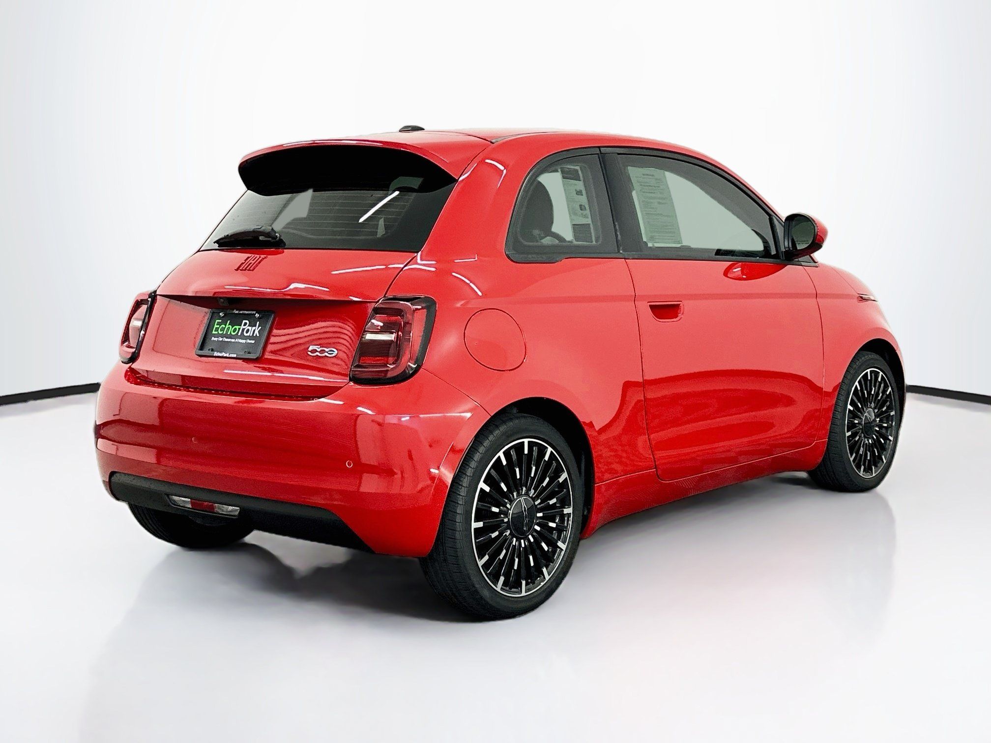 Used 2024 FIAT 500 e (RED) FWD image 9