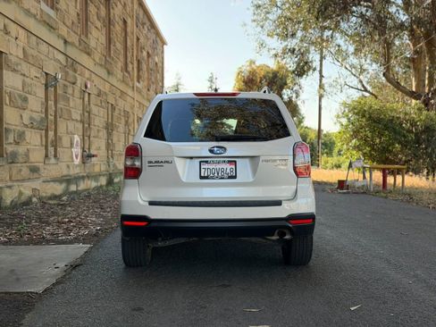 Used 2014 Subaru Forester 2.5i Premium w/ Popular Package #2 AWD/4WD image 5
