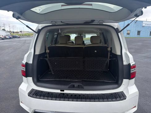 Used 2023 Nissan Armada SV w/ Cargo Package AWD/4WD image 14