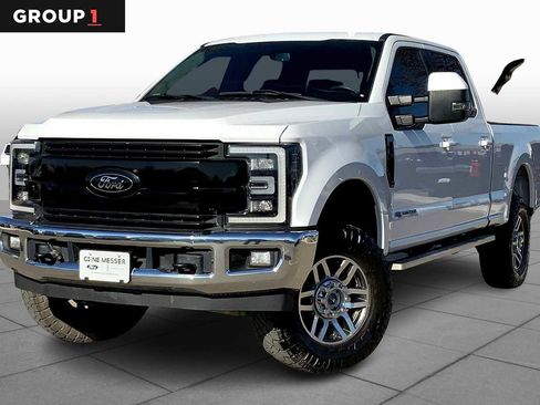 Used 2019 Ford F250 Lariat w/ Lariat Value Package image 1