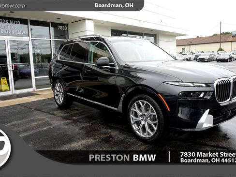New 2027 BMW X7 xDrive40i AWD/4WD image 1