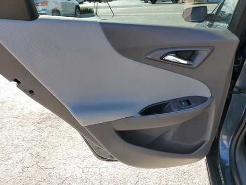 Used 2020 Chevrolet Malibu LS image 25