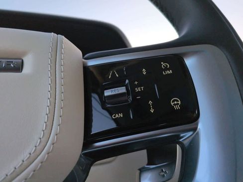 New 2026 Land Rover Range Rover SE image 25