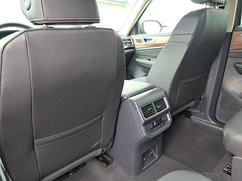 New 2026 Volkswagen Atlas SE image 23