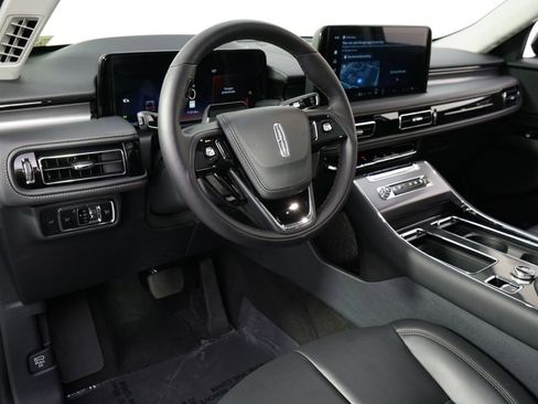 New 2026 Lincoln Aviator AWD w/ Jet Appearance Package image 12