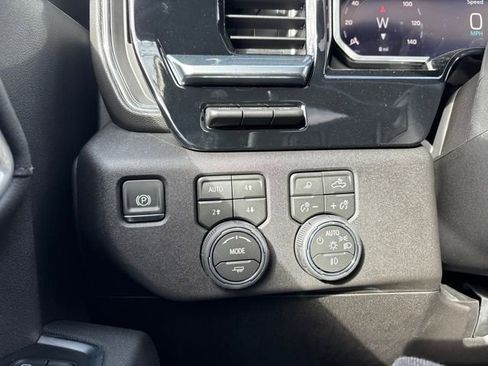 New 2026 Chevrolet Silverado 3500 High Country w/ Technology Package image 17