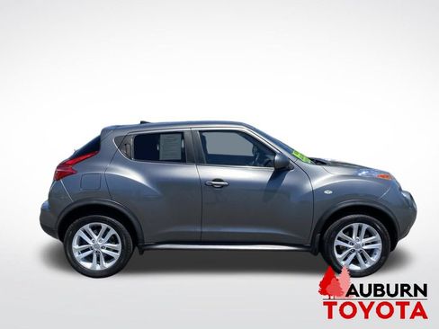 Used 2011 Nissan Juke SV FWD image 8