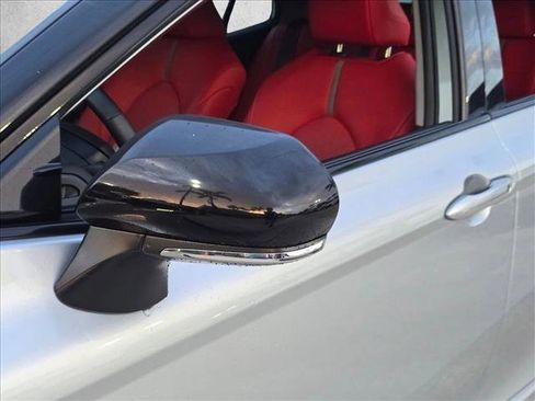 Used 2023 Toyota Camry XSE FWD image 11