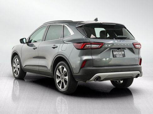 Used 2024 Ford Escape Platinum AWD/4WD image 3