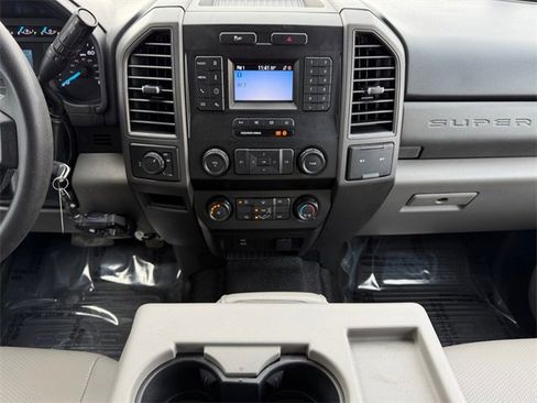 Used 2020 Ford F250 XL w/ Power Equipment Group image 11