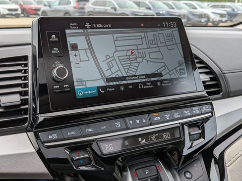 Certified 2025 Honda Odyssey Touring image 18