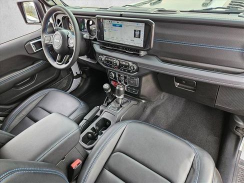Used 2024 Jeep Wrangler Unlimited Rubicon 4xe AWD/4WD image 26